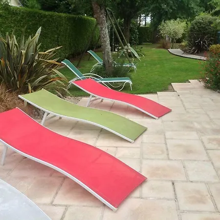 Maison avec piscine et sauna à Vire Extérieur photo