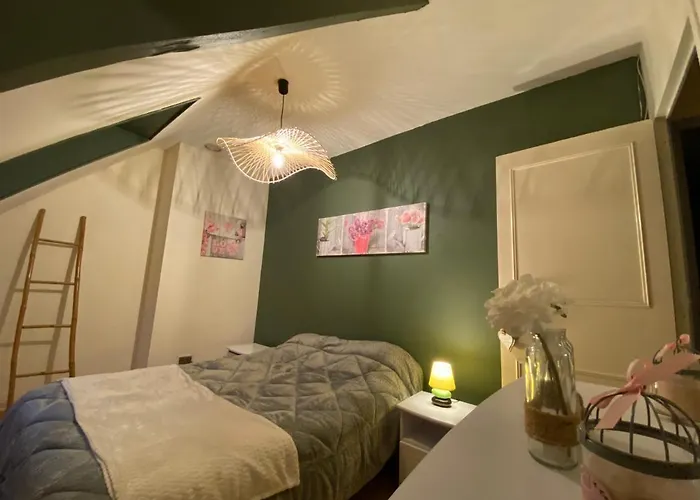 Maison avec piscine et sauna à Vire