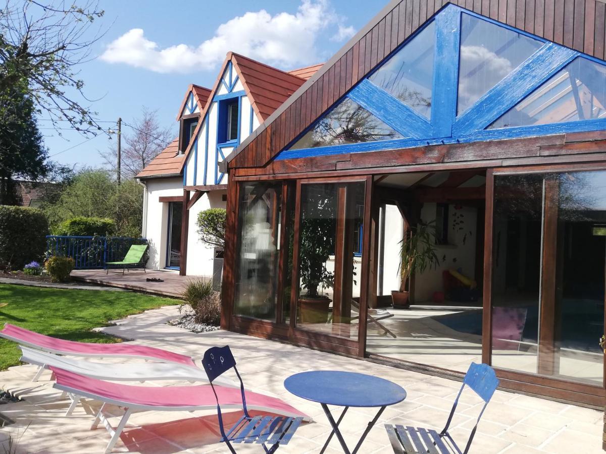 Maison Avec Piscine Et Sauna à Hébergement de vacances Viré